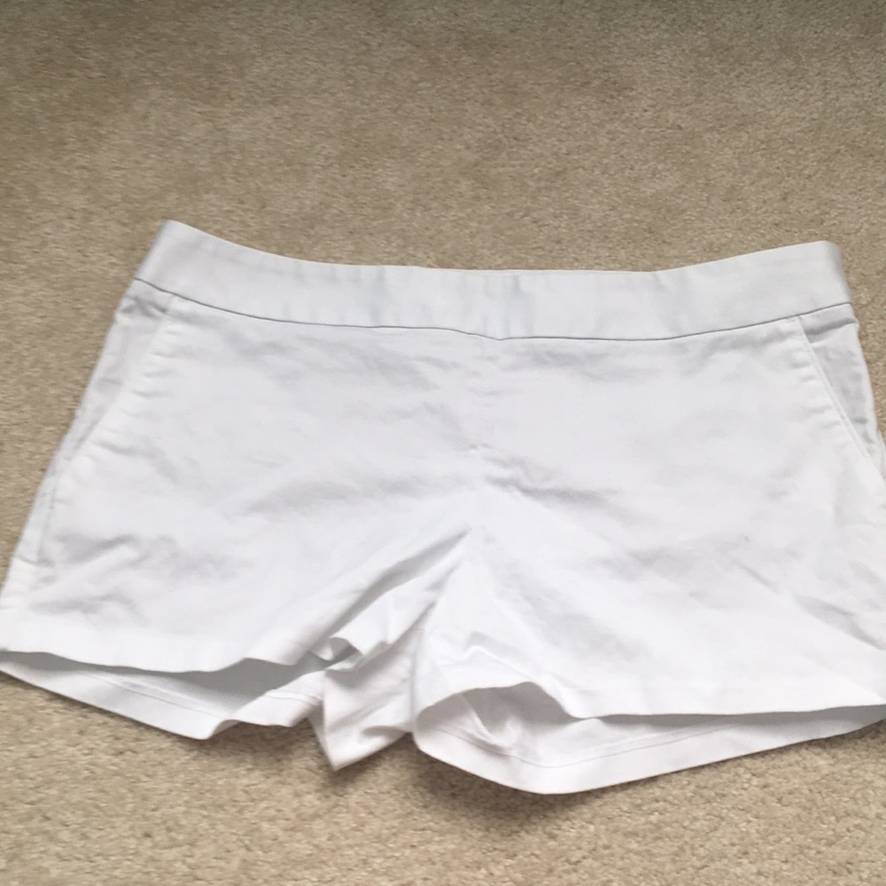 New white express shorts